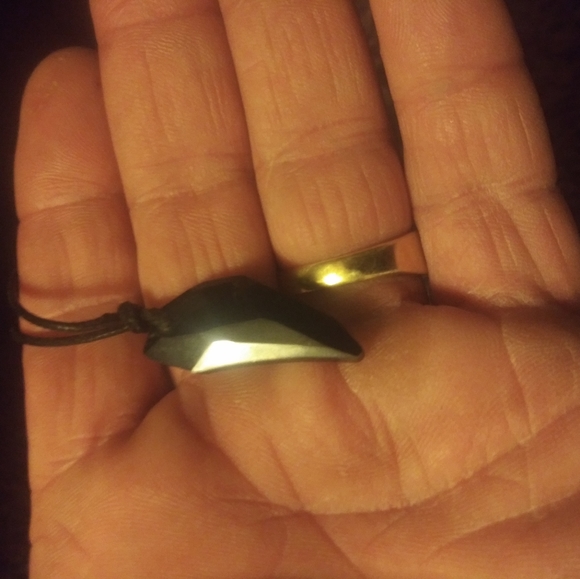 Necklace - Picture 2 of 3